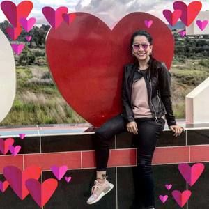 Meet your Posher, Laura